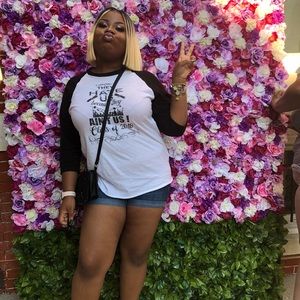 Meet your Posher, Lola